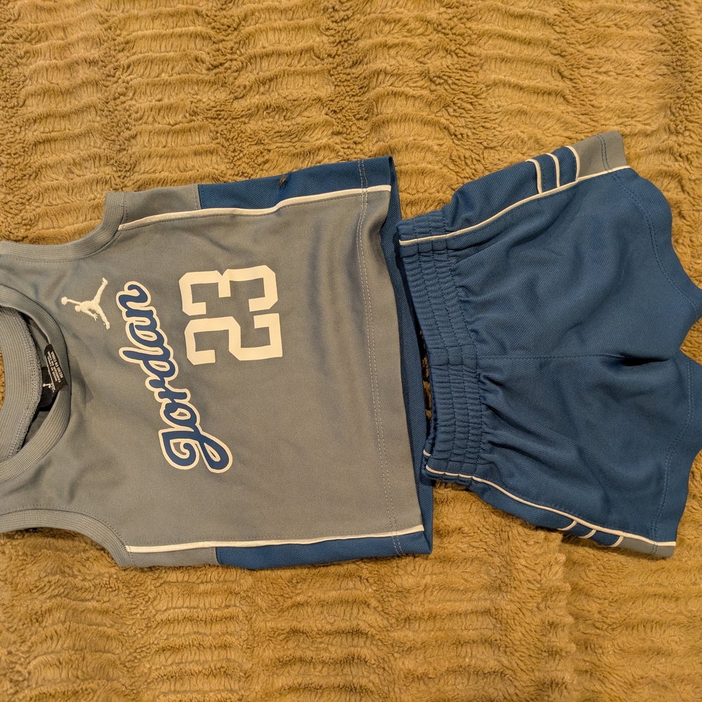 Jordan Kids Gray and Blue Jersey Set